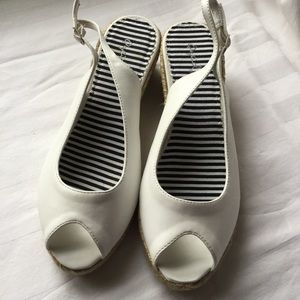 Qupid White Open-toe Espadrilles